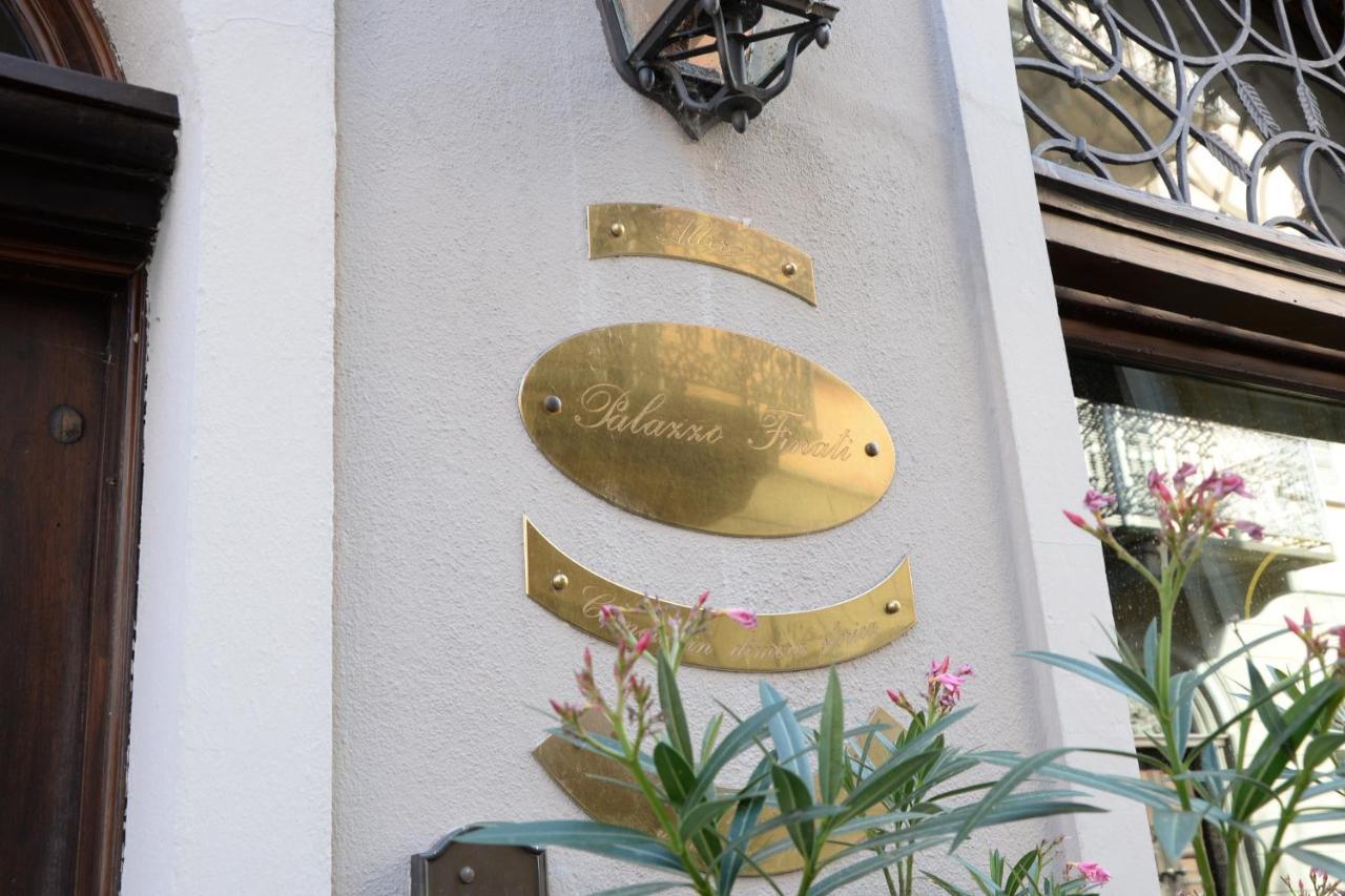 Bed and Breakfast Palazzo Finati Альба Экстерьер фото