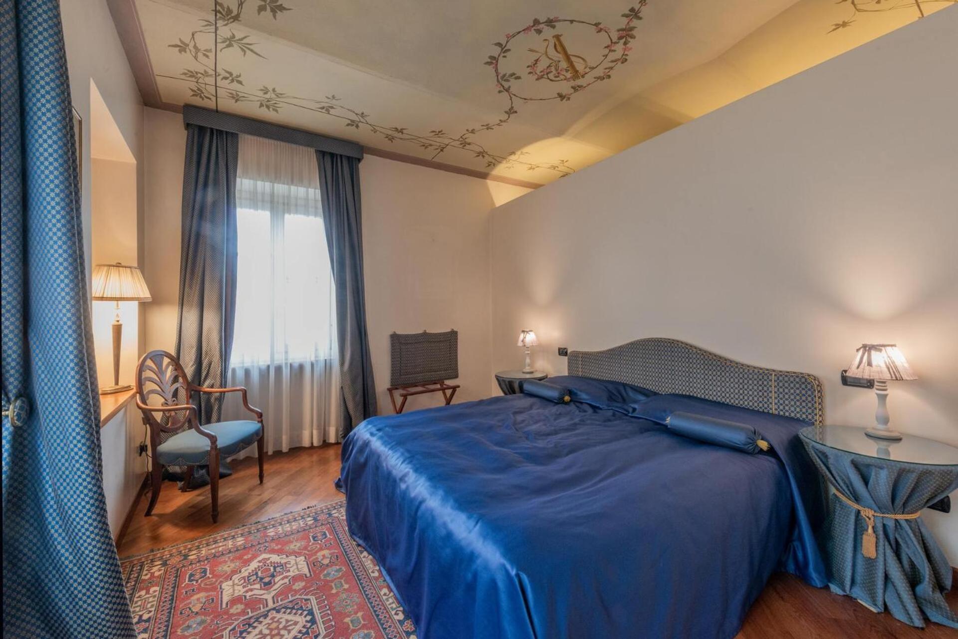 Bed and Breakfast Palazzo Finati Альба Экстерьер фото