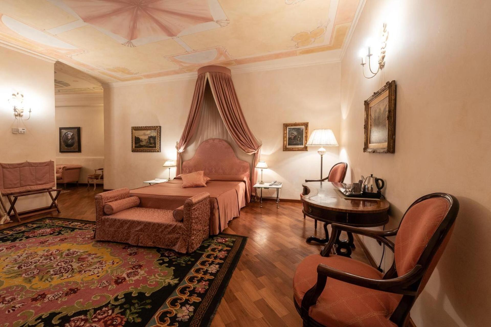 Bed and Breakfast Palazzo Finati Альба Экстерьер фото
