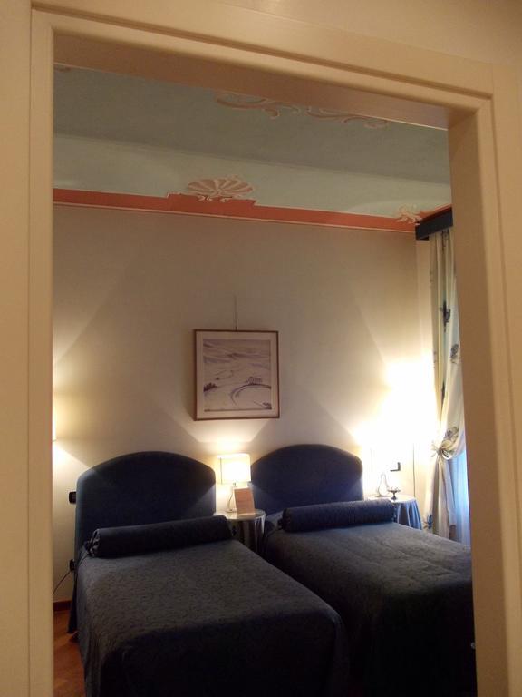 Bed and Breakfast Palazzo Finati Альба Номер фото
